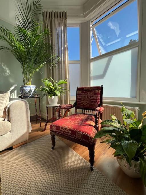2025 Award Winner Liverpool Strawberry House - 3 Bedrooms Εξωτερικό φωτογραφία