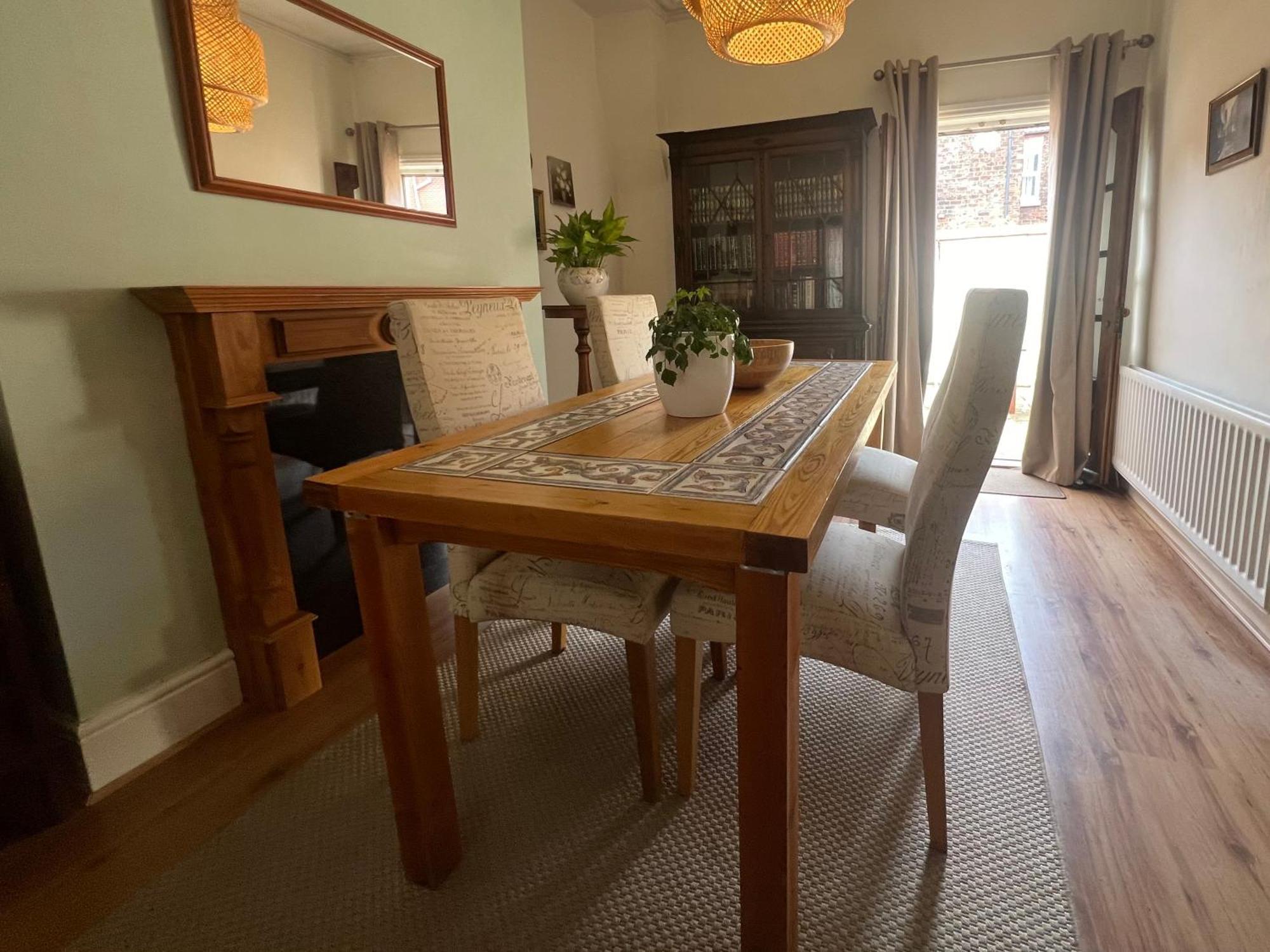 2025 Award Winner Liverpool Strawberry House - 3 Bedrooms Εξωτερικό φωτογραφία